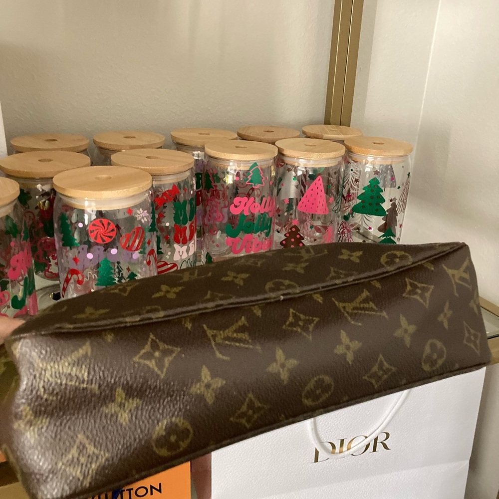 Louis Vuitton Monogram Toiletry Bag TROUSSE 28 - Picture 11 of 14